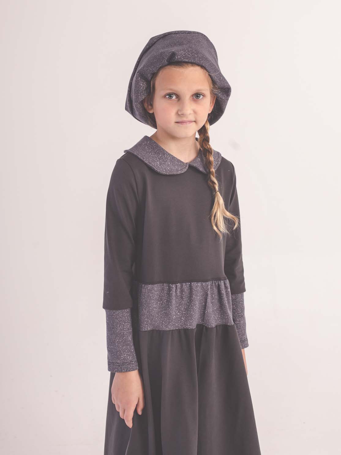 VESTIDO GRIS CON BRILLOS
