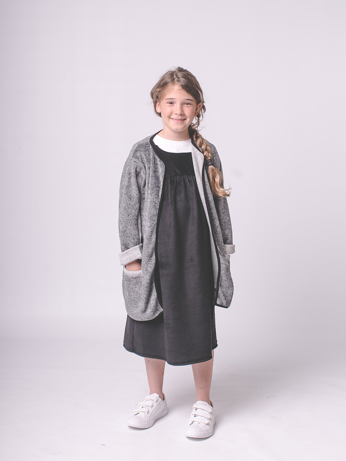 VESTIDO TIRANTES DE NIÑA COLOR NEGRO