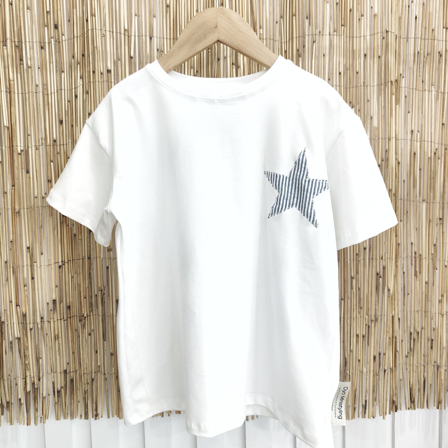 CAMISETA BLANCA ESTRELLA RAYAS
