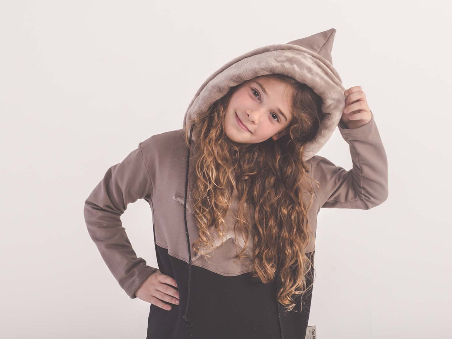 Moda sostenible- moda infantil- ropa niños y niñas- ropa bebé- primera puesta- vestido niña- chándal niño y niña- sudadera niño y niña - felpa niño y niña- moda española- moda infantil española-tiendas bonitas valencia- tienda moda infantil valencia- ropa moderna niño y niña-abrigo niño y niña- tienda ropa infantil- tienda de ropa bebé- vestido bebé-comunión- alergia niño y niña- tejido ecológico- pieles sensibles y atópicas- influencers- tendencia niños y niñas- ropa moderna- ropa con estilo