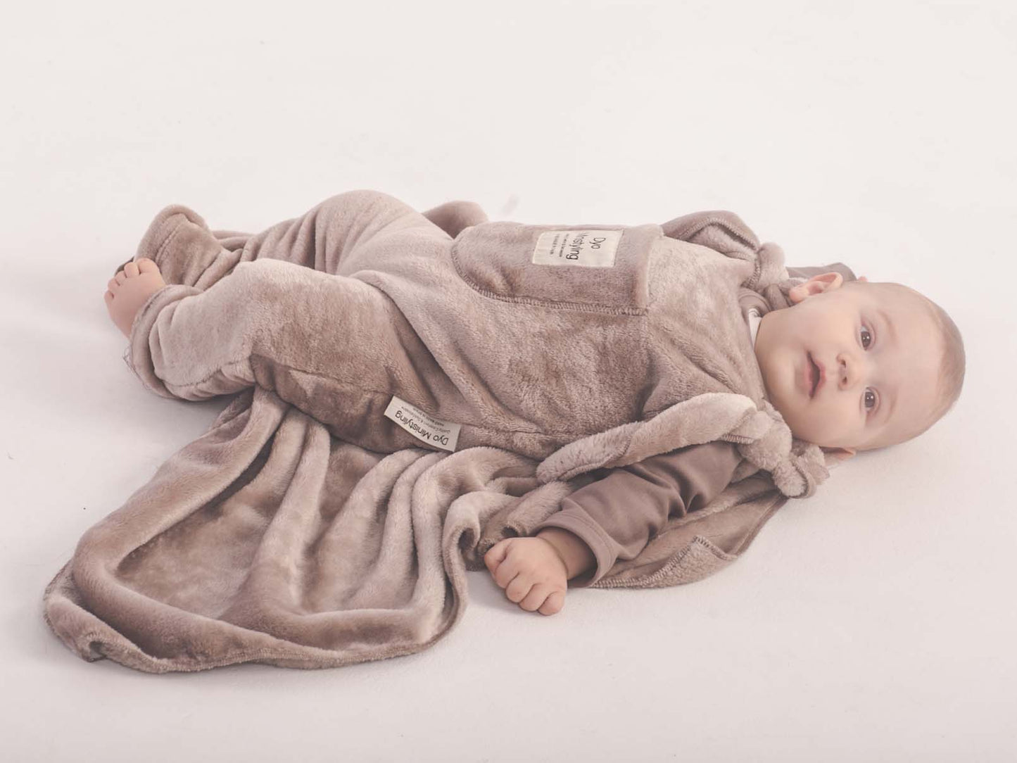 Moda sostenible- moda infantil- ropa niños y niñas- ropa bebé- primera puesta- vestido niña- chándal niño y niña- sudadera niño y niña - felpa niño y niña- moda española- moda infantil española-tiendas bonitas valencia- tienda moda infantil valencia- ropa moderna niño y niña-abrigo niño y niña- tienda ropa infantil- tienda de ropa bebé- vestido bebé-comunión- alergia niño y niña- tejido ecológico- pieles sensibles y atópicas- influencers- tendencia niños y niñas- ropa moderna- ropa con estilo- peto bebés
