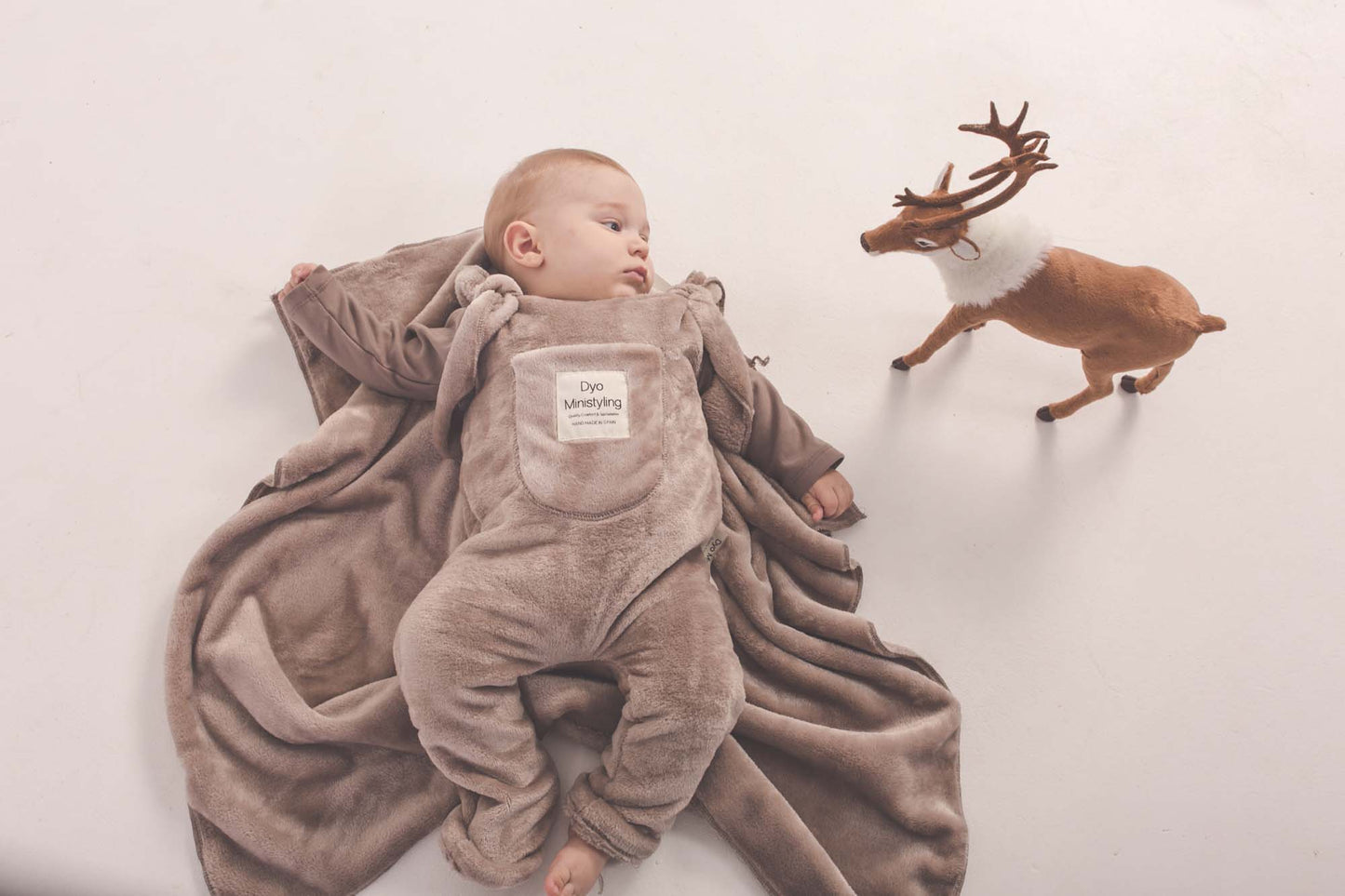 Moda sostenible- moda infantil- ropa niños y niñas- ropa bebé- primera puesta- vestido niña- chándal niño y niña- sudadera niño y niña - felpa niño y niña- moda española- moda infantil española-tiendas bonitas valencia- tienda moda infantil valencia- ropa moderna niño y niña-abrigo niño y niña- tienda ropa infantil- tienda de ropa bebé- vestido bebé-comunión- alergia niño y niña- tejido ecológico- pieles sensibles y atópicas- influencers- tendencia niños y niñas- ropa moderna- ropa con estilo- peto bebés