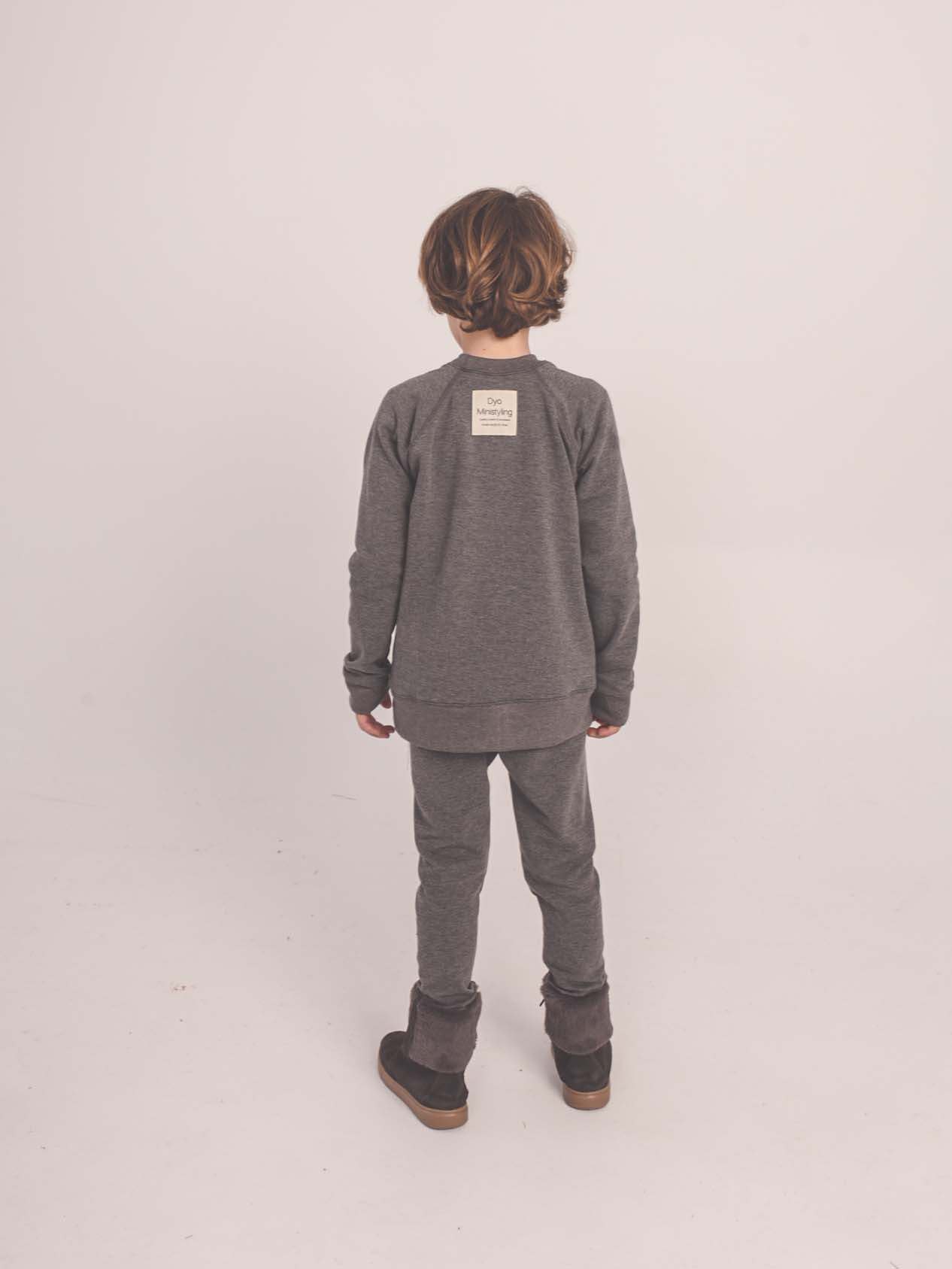 Moda sostenible- moda infantil- ropa niños y niñas- ropa bebé- primera puesta- vestido niña- chándal niño y niña- sudadera niño y niña - felpa niño y niña- moda española- moda infantil española-tiendas bonitas valencia- tienda moda infantil valencia- ropa moderna niño y niña-abrigo niño y niña- tienda ropa infantil- tienda de ropa bebé- vestido bebé-comunión- alergia niño y niña- tejido ecológico- pieles sensibles y atópicas- influencers- tendencia niños y niñas- ropa moderna- ropa con estilo