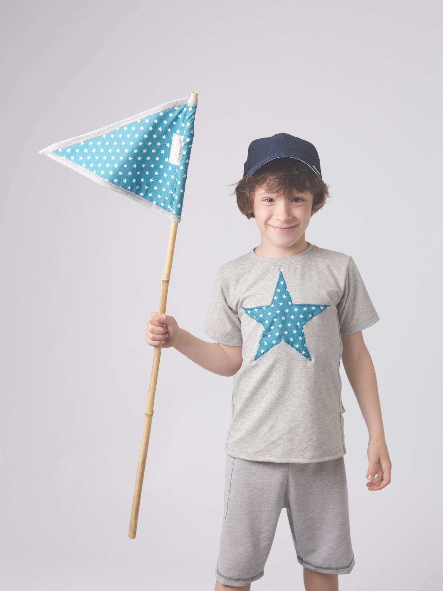 Moda sostenible- moda infantil- ropa niños y niñas- ropa bebé- primera puesta- vestido niña- chándal niño y niña- sudadera niño y niña - felpa niño y niña- moda española- moda infantil española-tiendas bonitas valencia- tienda moda infantil valencia- ropa moderna niño y niña-abrigo niño y niña- tienda ropa infantil- tienda de ropa bebé- vestido bebé-comunión- alergia niño y niña- tejido ecológico- pieles sensibles y atópicas- influencers- tendencia niños y niñas- ropa moderna- ropa con estilo-camiseta niños