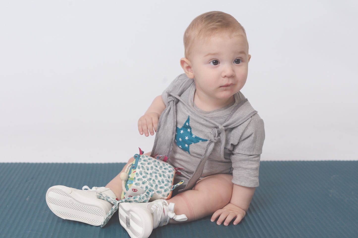 Moda sostenible- moda infantil- ropa niños y niñas- ropa bebé- primera puesta- vestido niña- chándal niño y niña- sudadera niño y niña - felpa niño y niña- moda española- moda infantil española-tiendas bonitas valencia- tienda moda infantil valencia- ropa moderna niño y niña-abrigo niño y niña- tienda ropa infantil- tienda de ropa bebé- vestido bebé-comunión- alergia niño y niña- tejido ecológico- pieles sensibles y atópicas- influencers- tendencia niños y niñas- ropa moderna- ropa con estilo-peto bebés