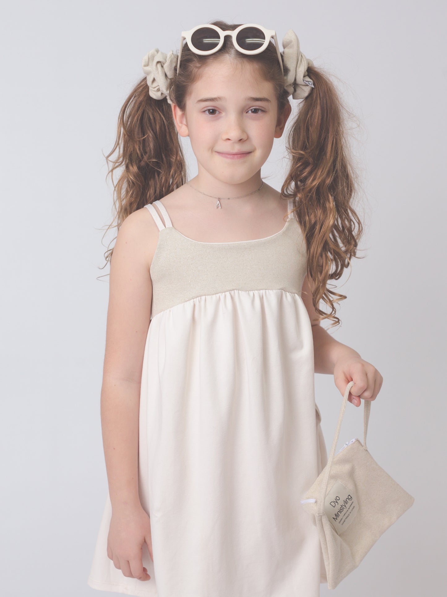 Moda sostenible- moda infantil- ropa niños y niñas- ropa bebé- primera puesta- vestido niña- chándal niño y niña- sudadera niño y niña - felpa niño y niña- moda española- moda infantil española-tiendas bonitas valencia- tienda moda infantil valencia- ropa moderna niño y niña-abrigo niño y niña- tienda ropa infantil- tienda de ropa bebé- vestido bebé-comunión- alergia niño y niña- tejido ecológico- pieles sensibles y atópicas- influencers- tendencia niños y niñas- ropa moderna- ropa con estilo-chándal bebé