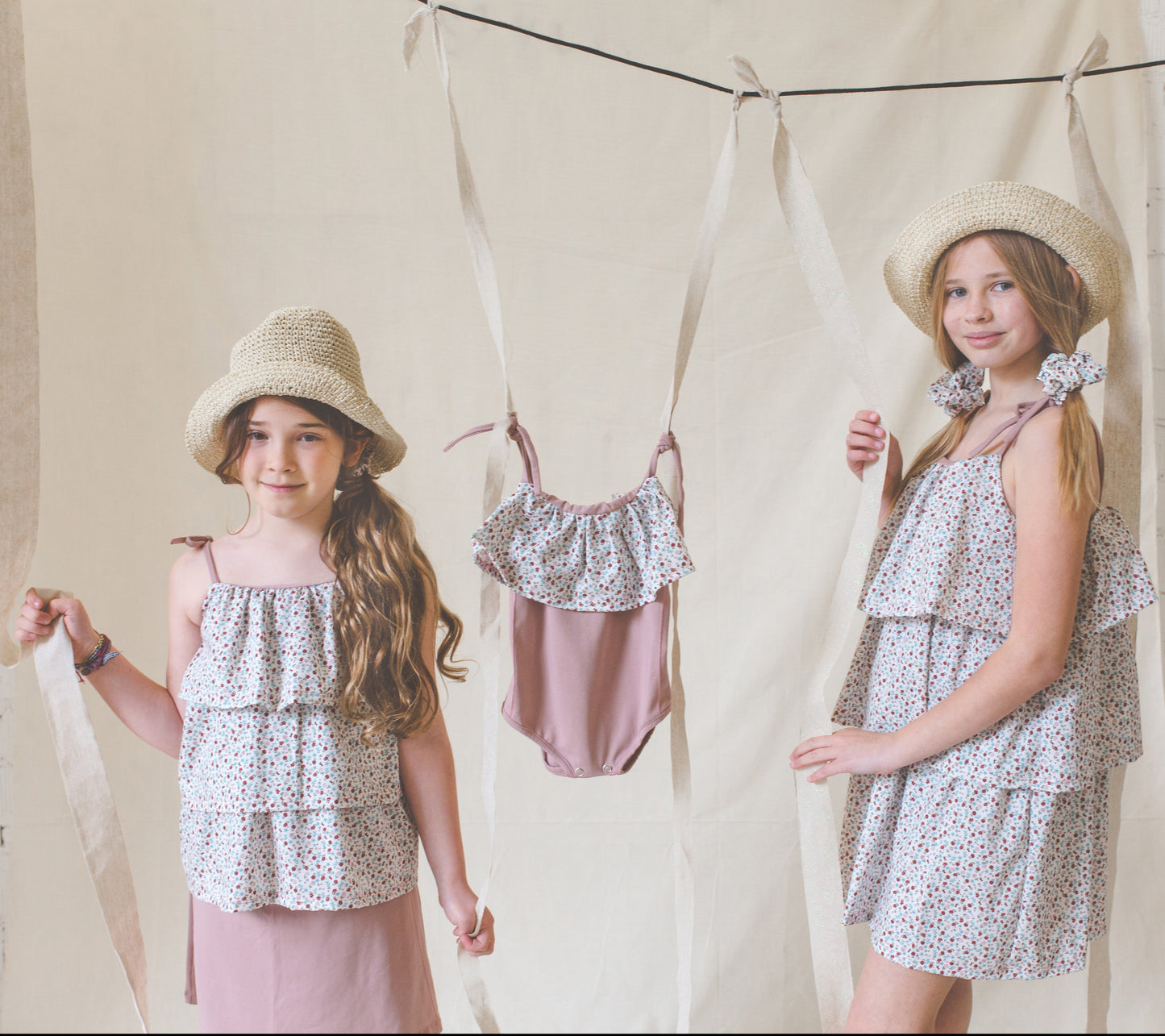 Moda sostenible- moda infantil- ropa niños y niñas- ropa bebé- primera puesta- vestido niña- chándal niño y niña- sudadera niño y niña - felpa niño y niña- moda española- moda infantil española-tiendas bonitas valencia- tienda moda infantil valencia- ropa moderna niño y niña-abrigo niño y niña- tienda ropa infantil- tienda de ropa bebé- vestido bebé-comunión- alergia niño y niña- tejido ecológico- pieles sensibles y atópicas- influencers- tendencia niños y niñas- ropa moderna- ropa con estilo- body bebé