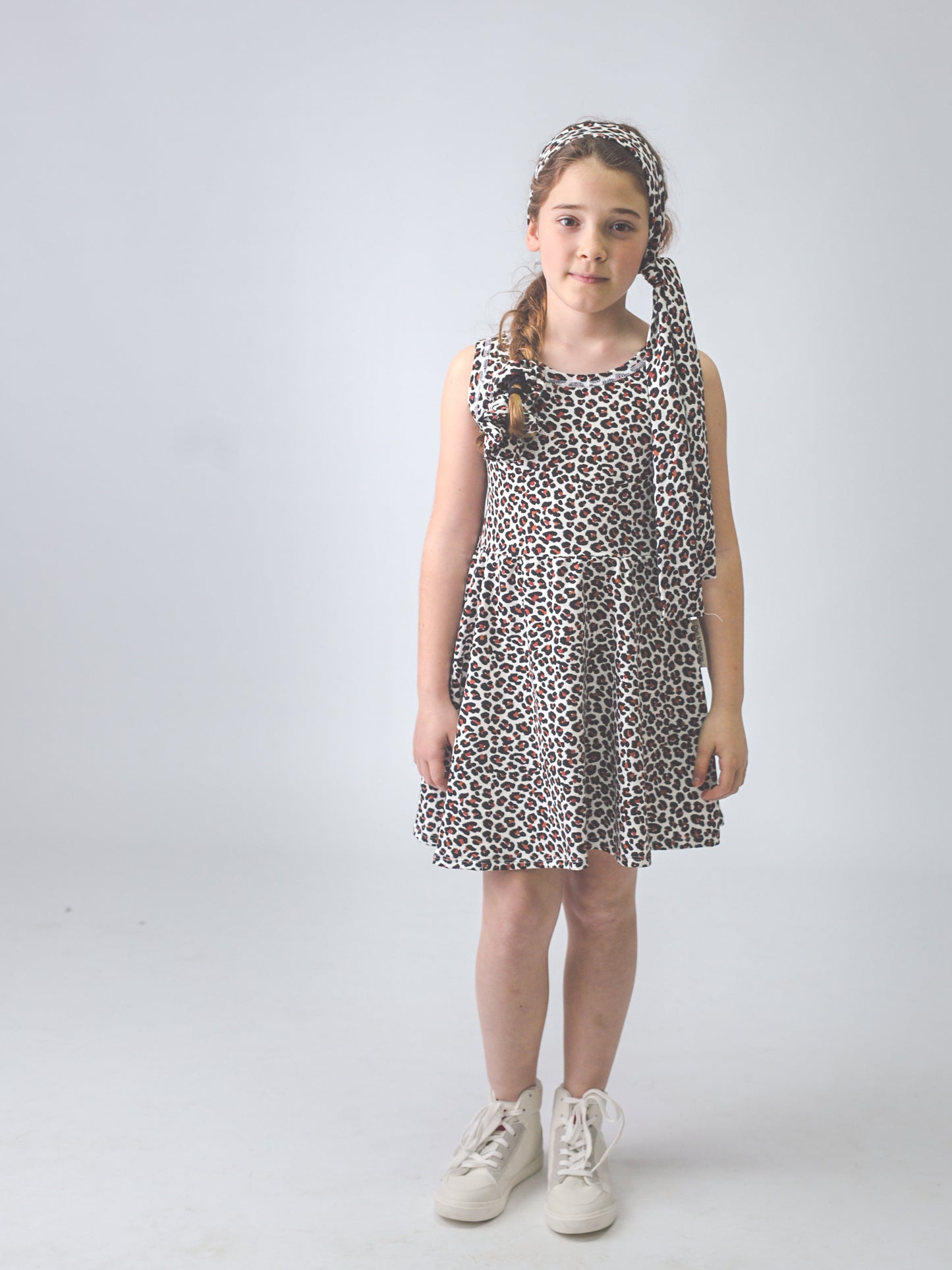 Moda sostenible- moda infantil- ropa niños y niñas- ropa bebé- primera puesta- vestido niña- chándal niño y niña- sudadera niño y niña - felpa niño y niña- moda española- moda infantil española-tiendas bonitas valencia- tienda moda infantil valencia- ropa moderna niño y niña-abrigo niño y niña- tienda ropa infantil- tienda de ropa bebé- vestido bebé-comunión- alergia niño y niña- tejido ecológico- pieles sensibles y atópicas- influencers- tendencia niños y niñas- ropa moderna- ropa con estilo