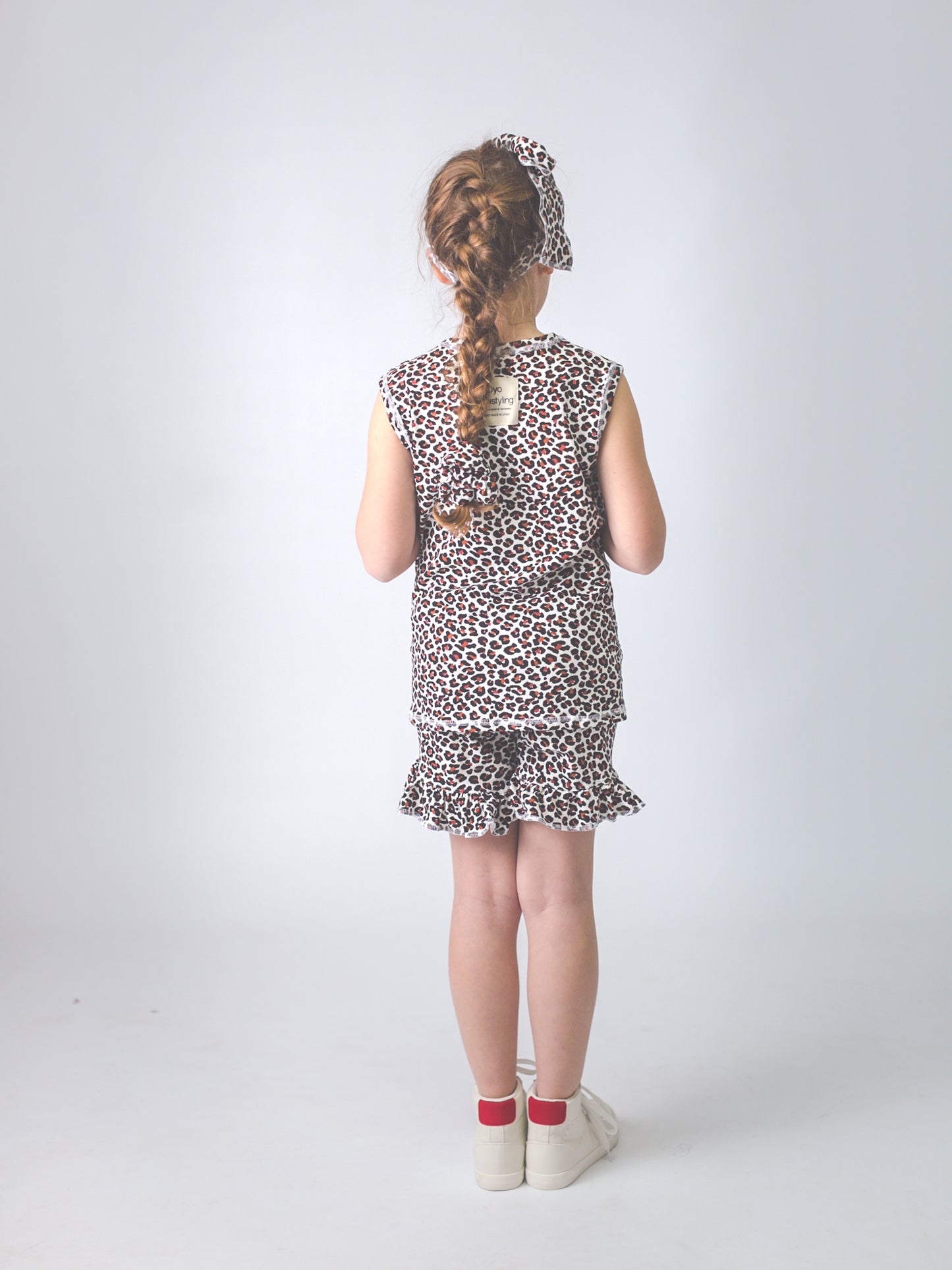 Moda sostenible- moda infantil- ropa niños y niñas- ropa bebé- primera puesta- vestido niña- chándal niño y niña- sudadera niño y niña - felpa niño y niña- moda española- moda infantil española-tiendas bonitas valencia- tienda moda infantil valencia- ropa moderna niño y niña-abrigo niño y niña- tienda ropa infantil- tienda de ropa bebé- vestido bebé-comunión- alergia niño y niña- tejido ecológico- pieles sensibles y atópicas- influencers- tendencia niños y niñas- ropa moderna- ropa con estilo-short niña