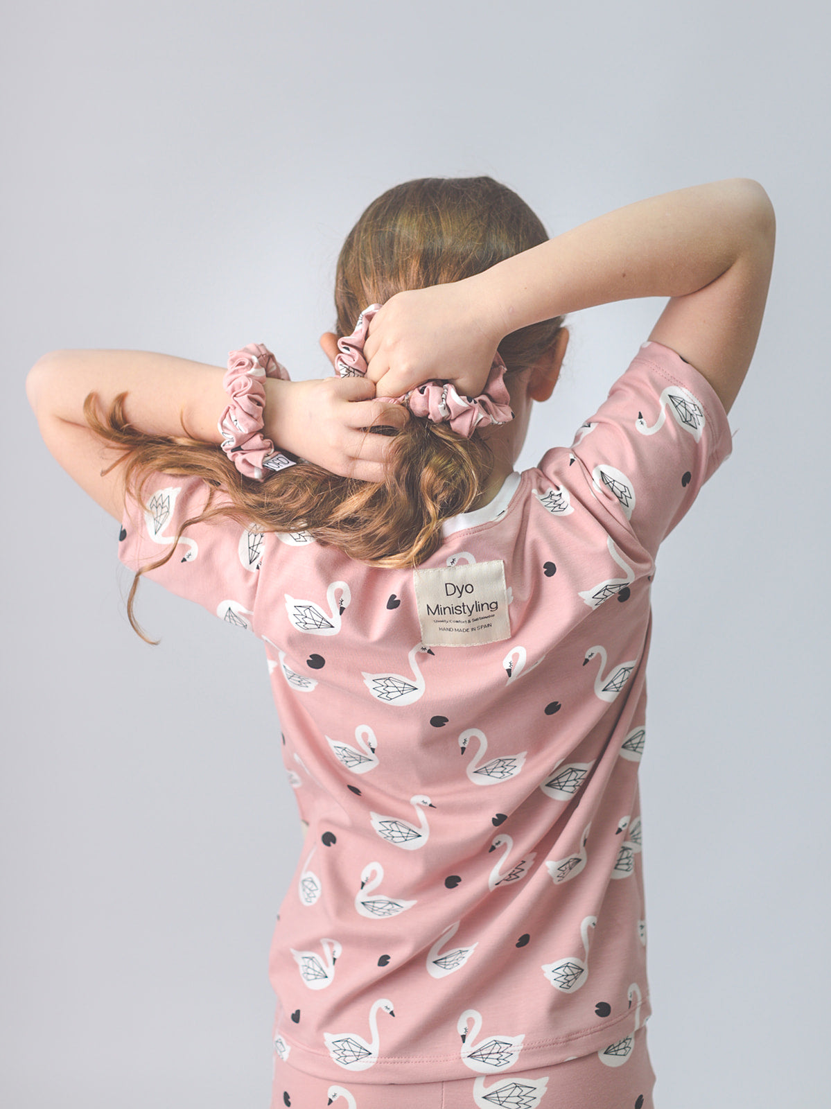 Moda sostenible- moda infantil- ropa niños y niñas- ropa bebé- primera puesta- vestido niña- chándal niño y niña- sudadera niño y niña - felpa niño y niña- moda española- moda infantil española-tiendas bonitas valencia- tienda moda infantil valencia- ropa moderna niño y niña-abrigo niño y niña- tienda ropa infantil- tienda de ropa bebé- vestido bebé-comunión- alergia niño y niña- tejido ecológico- pieles sensibles y atópicas- influencers- tendencia niños y niñas- ropa moderna- ropa con estilo-camiseta niña