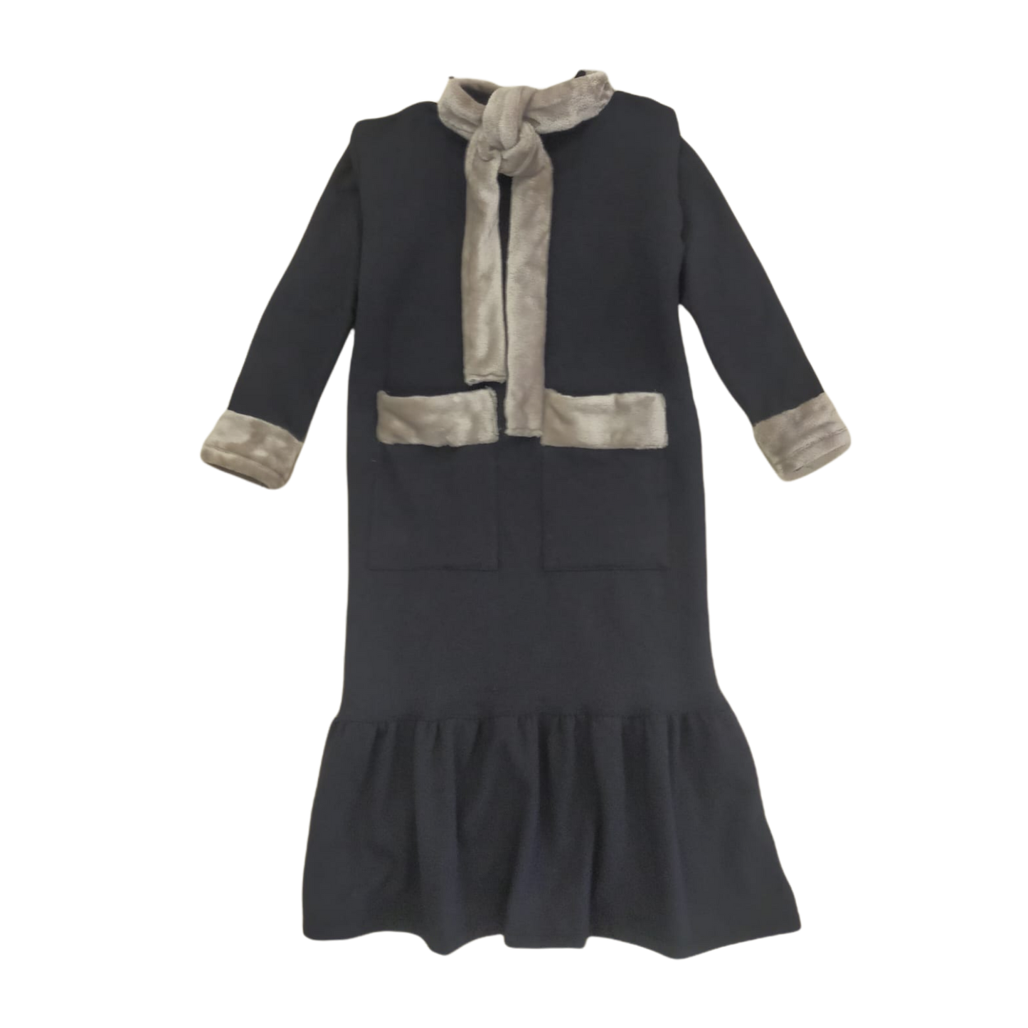 VESTIDO DE NIÑA DE COLOR NEGRO CON VOLANTE