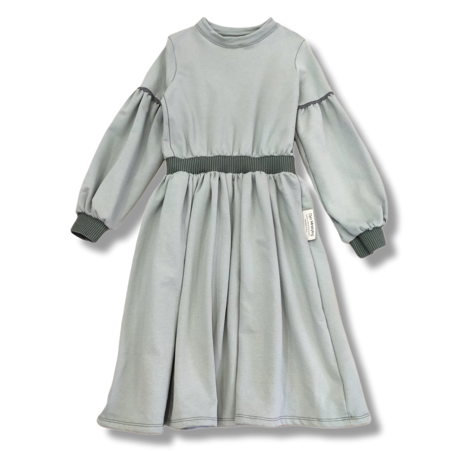 Moda sostenible- moda infantil- ropa niños y niñas- ropa bebé- primera puesta- vestido niña- chándal niño y niña- sudadera niño y niña - felpa niño y niña- moda española- moda infantil española-tiendas bonitas valencia- tienda moda infantil valencia- ropa moderna niño y niña-abrigo niño y niña- tienda ropa infantil- tienda de ropa bebé- vestido bebé-comunión- alergia niño y niña- tejido ecológico- pieles sensibles y atópicas- influencers- tendencia niños y niñas- ropa moderna- ropa con estilo
