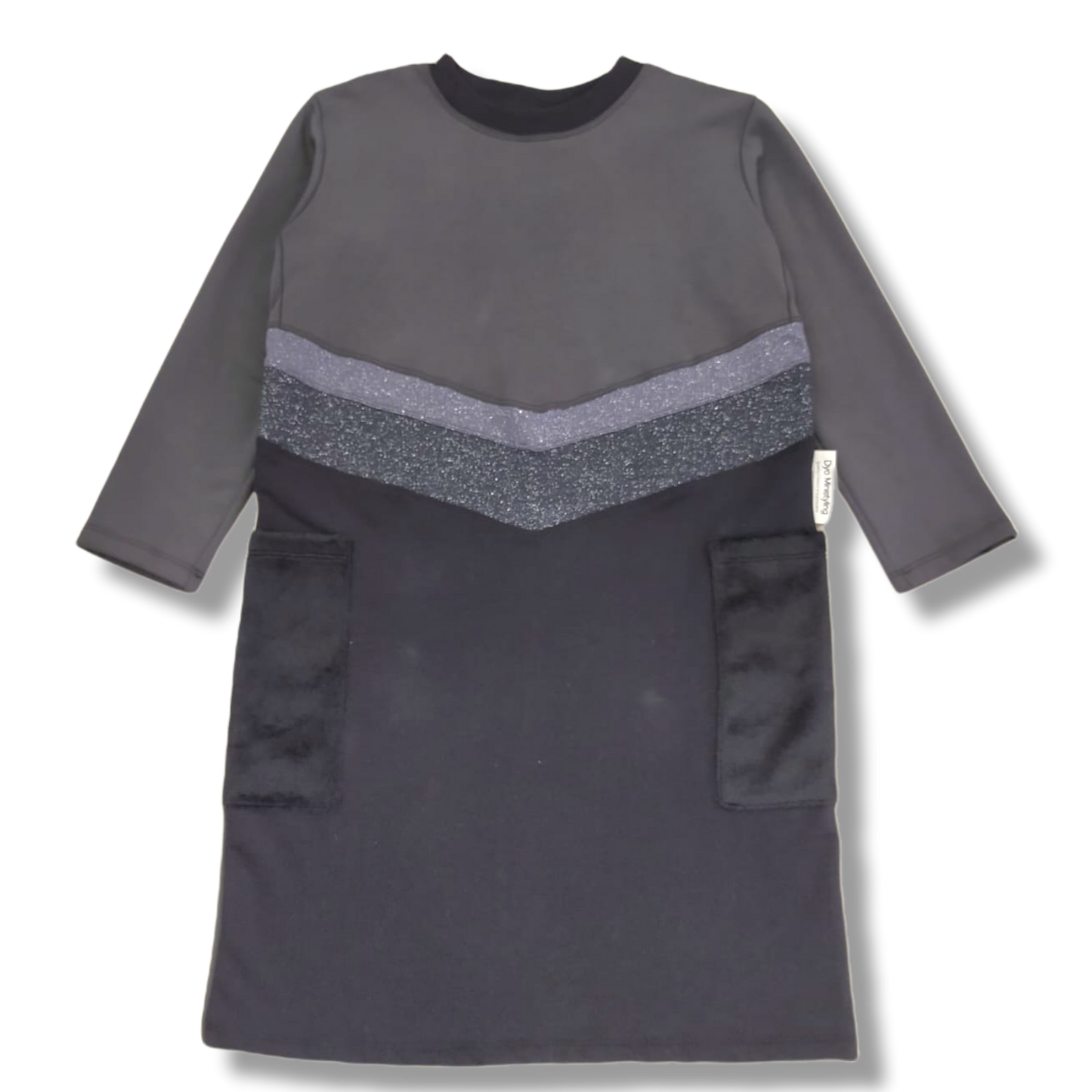 Moda sostenible- moda infantil- ropa niños y niñas- ropa bebé- primera puesta- vestido niña- chándal niño y niña- sudadera niño y niña - felpa niño y niña- moda española- moda infantil española-tiendas bonitas valencia- tienda moda infantil valencia- ropa moderna niño y niña-abrigo niño y niña- tienda ropa infantil- tienda de ropa bebé- vestido bebé-comunión- alergia niño y niña- tejido ecológico- pieles sensibles y atópicas- influencers- tendencia niños y niñas- ropa moderna- ropa con estilo