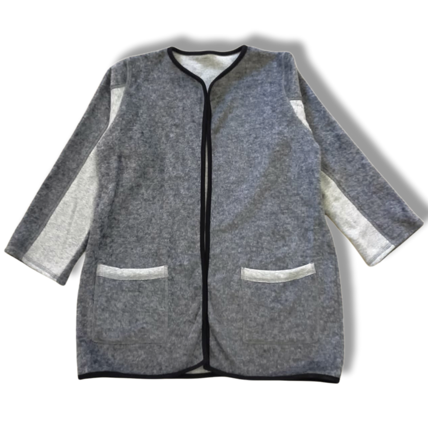 Moda sostenible- moda infantil- ropa niños y niñas- ropa bebé- primera puesta- vestido niña- chándal niño y niña- sudadera niño y niña - felpa niño y niña- moda española- moda infantil española-tiendas bonitas valencia- tienda moda infantil valencia- ropa moderna niño y niña-abrigo niño y niña- tienda ropa infantil- tienda de ropa bebé- vestido bebé-comunión- alergia niño y niña- tejido ecológico- pieles sensibles y atópicas- influencers- tendencia niños y niñas- ropa moderna- ropa con estilo