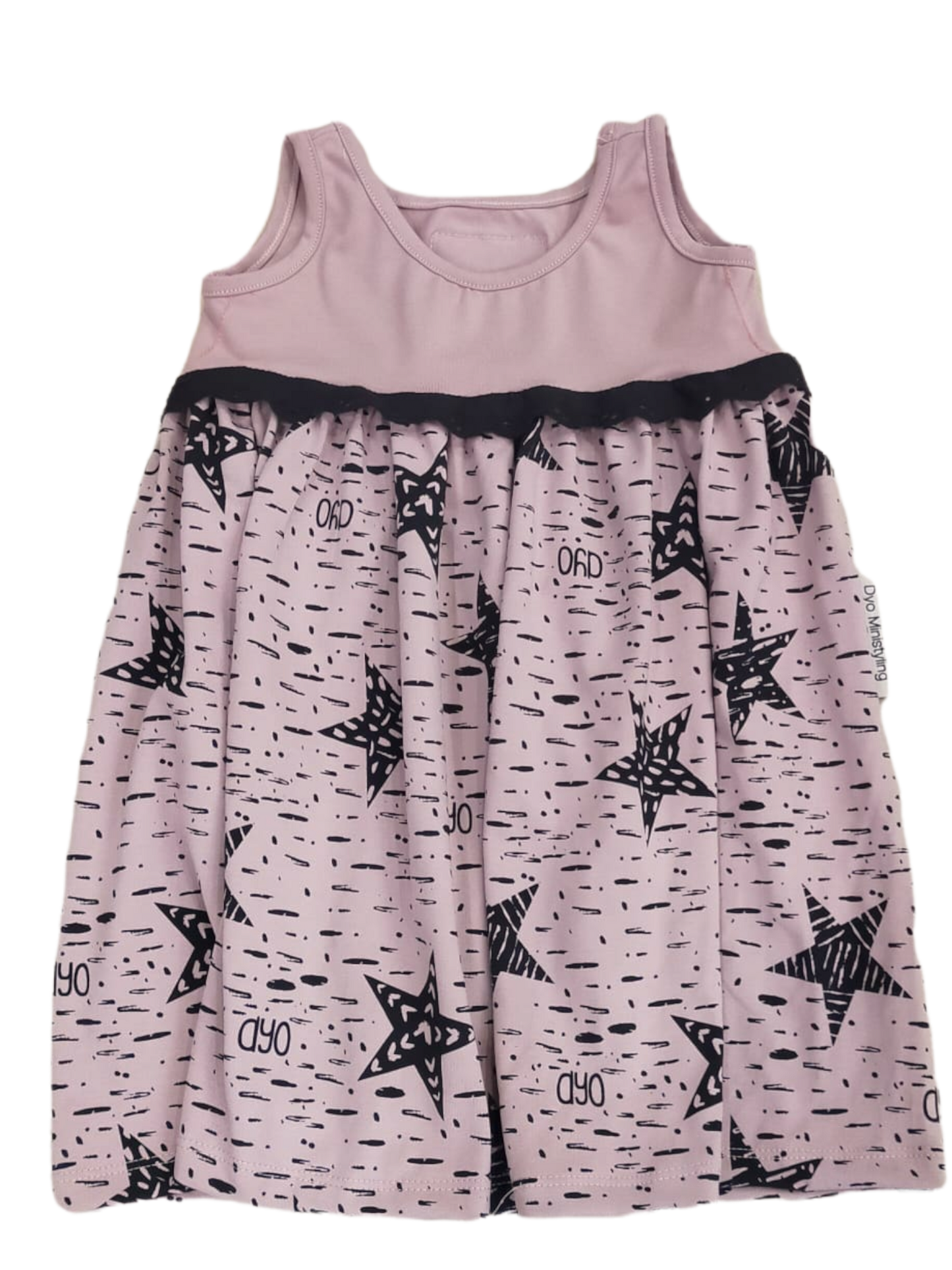 Moda sostenible- moda infantil- ropa niños y niñas- ropa bebé- primera puesta- vestido niña- chándal niño y niña- sudadera niño y niña - felpa niño y niña- moda española- moda infantil española-tiendas bonitas valencia- tienda moda infantil valencia- ropa moderna niño y niña-abrigo niño y niña- tienda ropa infantil- tienda de ropa bebé- vestido bebé-comunión- alergia niño y niña- tejido ecológico- pieles sensibles y atópicas- influencers- tendencia niños y niñas- ropa moderna- ropa con estilo